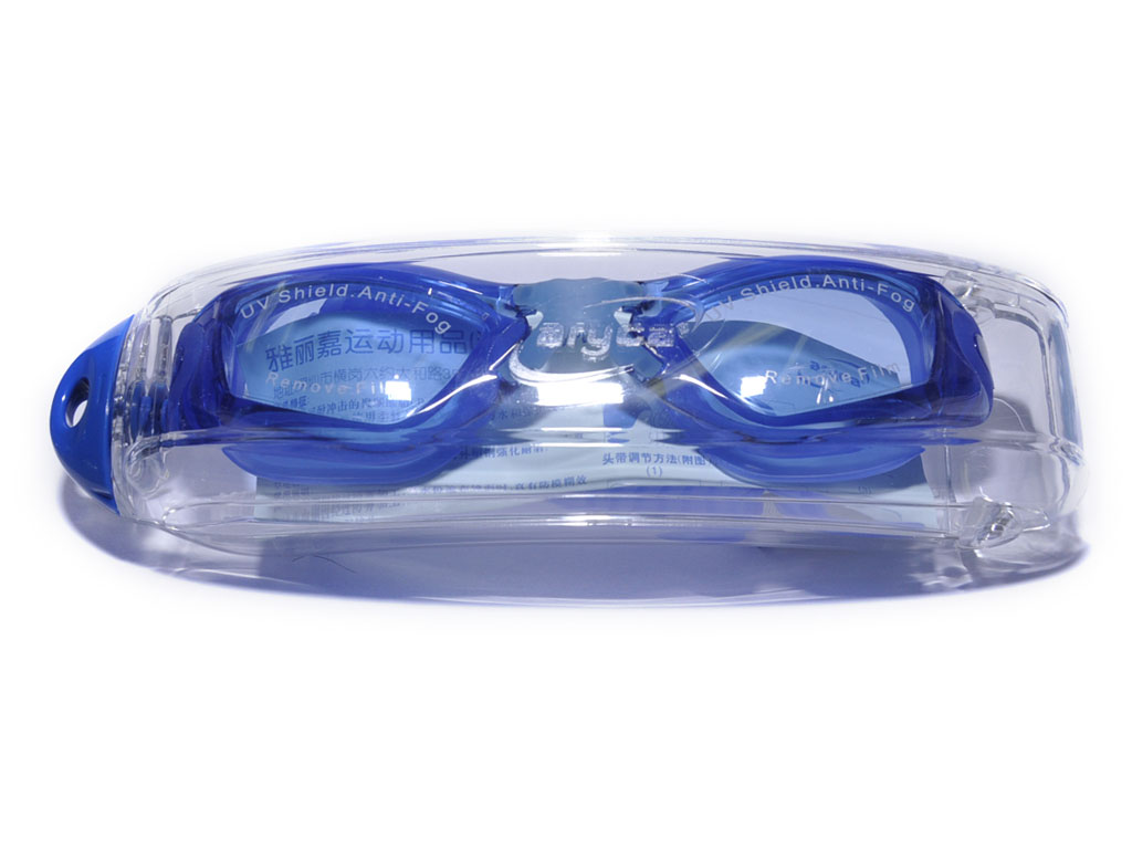 Очки для плавания ARYCA. Материал оправы - силикон, съёмная переносица, линзы - антизапотевающее покрытие , беруши в комплекте. 89В