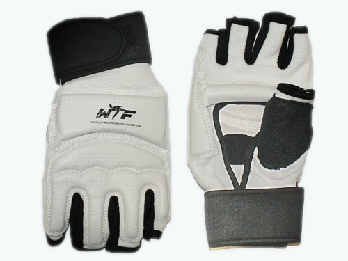 Перчатки для тхеквондо с напульсником на липучке. Размер М. :(ZZT-004М):