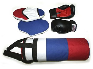 Набор боксёрский детский (груша цилиндрическая, перчатки, 2 лапы) :(5): купить оптом у поставщика sprinter-opt.ru
