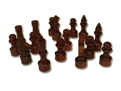 Фигуры шахматные (лакированные, деревянные): 2,5