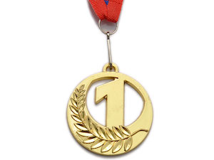 Медаль спортивная с лентой 1 место d - 6,5 см :5201-23 купить оптом у поставщика sprinter-opt.ru