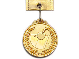 Медаль спортивная с лентой НАСТОЛЬНЫЙ ТЕННИС d - 6,5 см купить оптом у поставщика sprinter-opt.ru