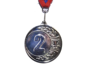 Медаль спортивная с лентой 2 место d - 6,5 см :1905-2 купить оптом у поставщика sprinter-opt.ru